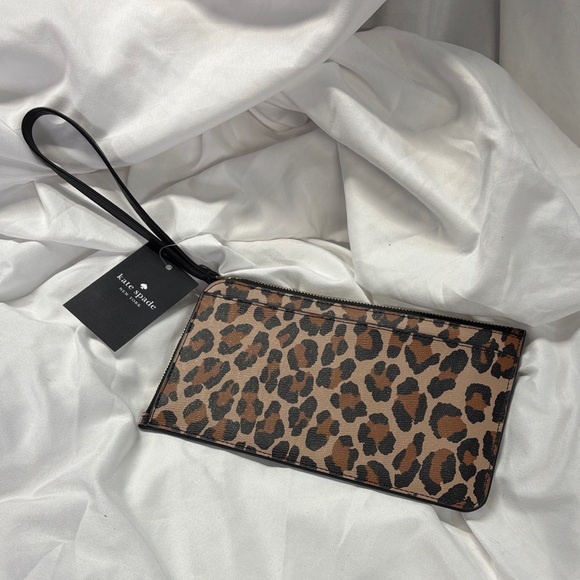Kate Spade Lucy spotted leopard leather med zip wristlet wallet purse NwT - Picture 2 of 13